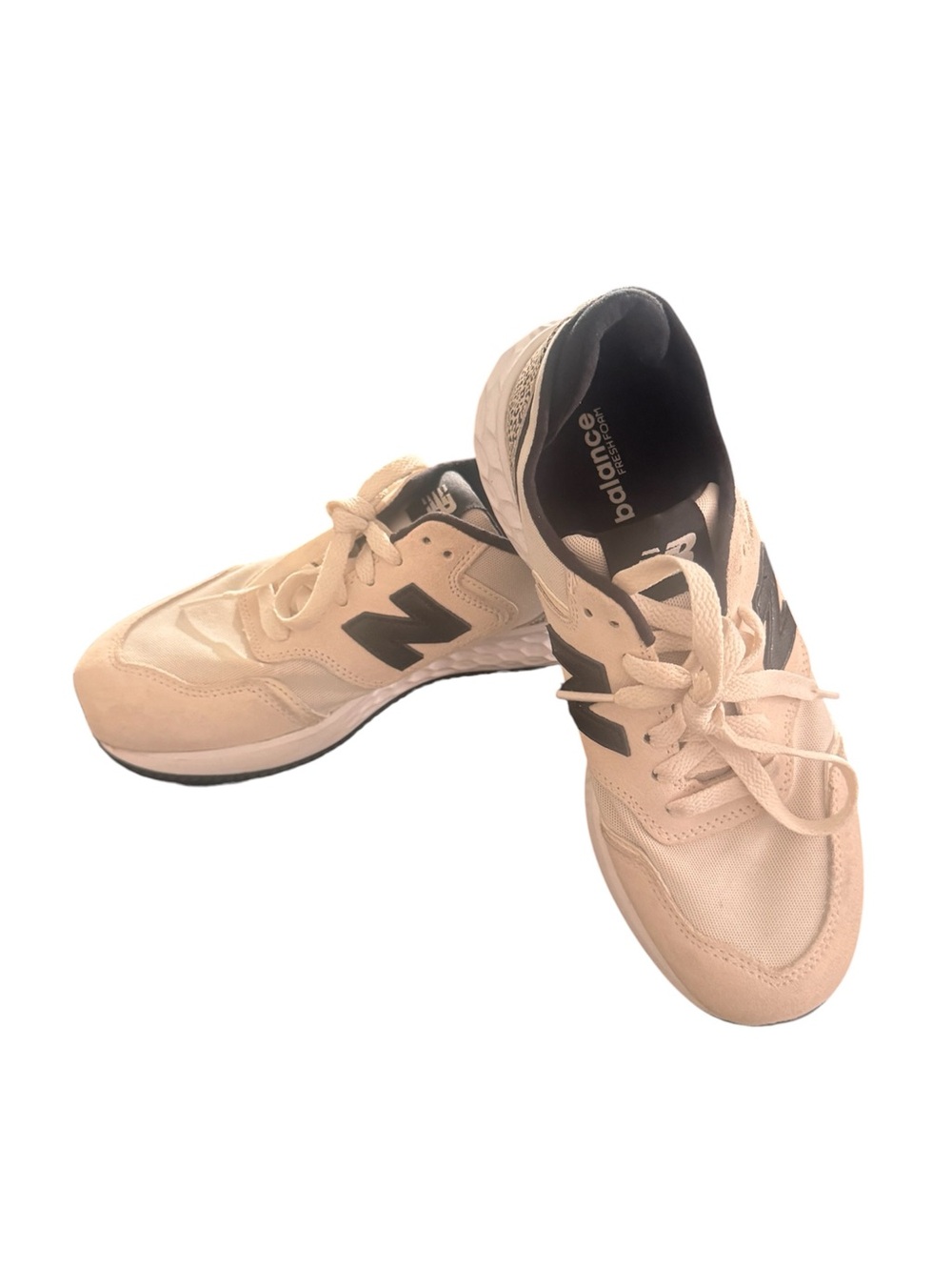 New Balance Women's Beige and Black Running Sneakers
